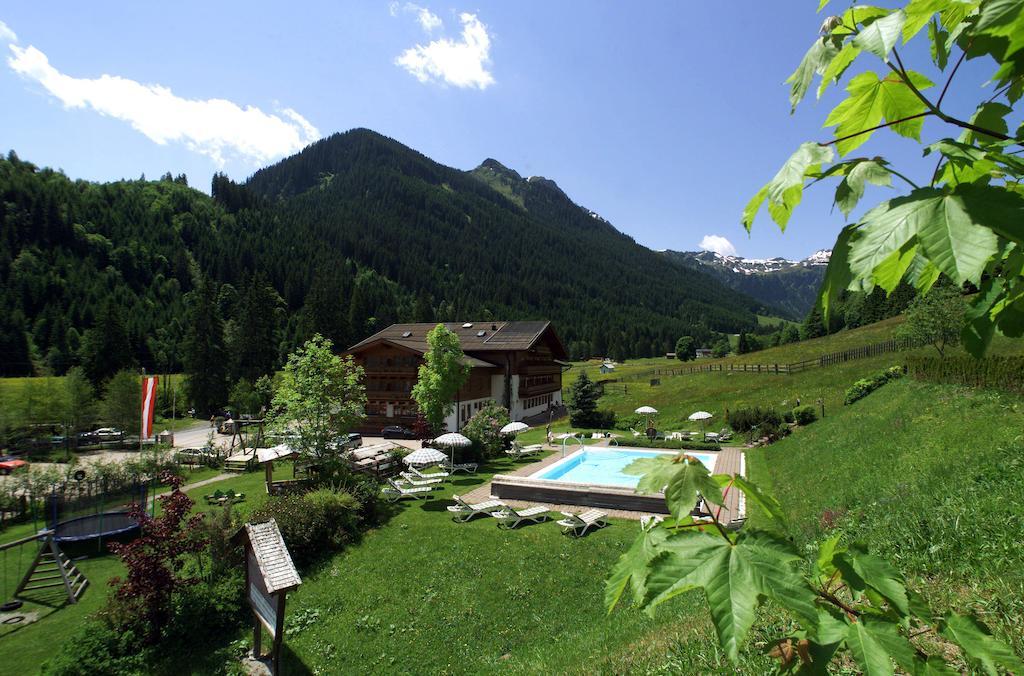 Landhaus St. Georg Bed & Breakfast Saalbach-Hinterglemm Eksteriør bilde